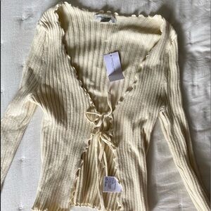 NWT AE tie front top